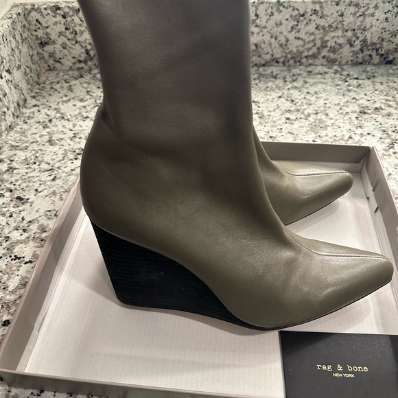 Rag & bone lambskin pheonix wedge booties! - Picture 1 of 6